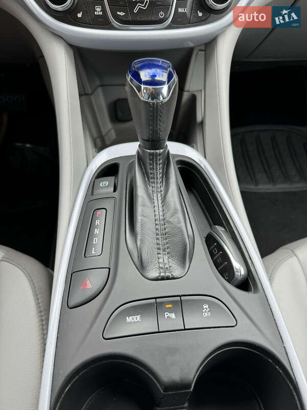 Хэтчбек Chevrolet Volt 2018 в Кременце