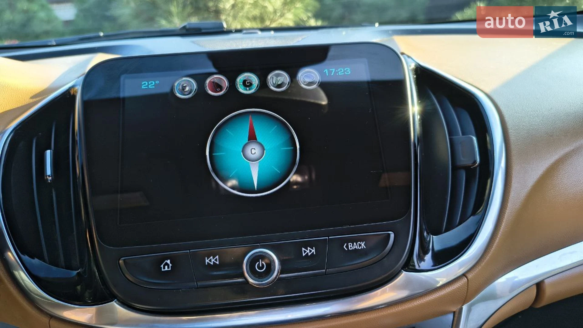 2015 Chevrolet Volt - мініатюра 11