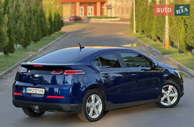 Хэтчбек Chevrolet Volt 2012 в 