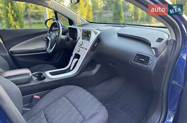 Хэтчбек Chevrolet Volt 2012 в 