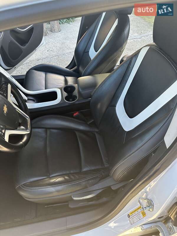 Хэтчбек Chevrolet Volt 2013 в Одессе фото 31 Хэтчбек Chevrolet Volt 2013 в Одессе