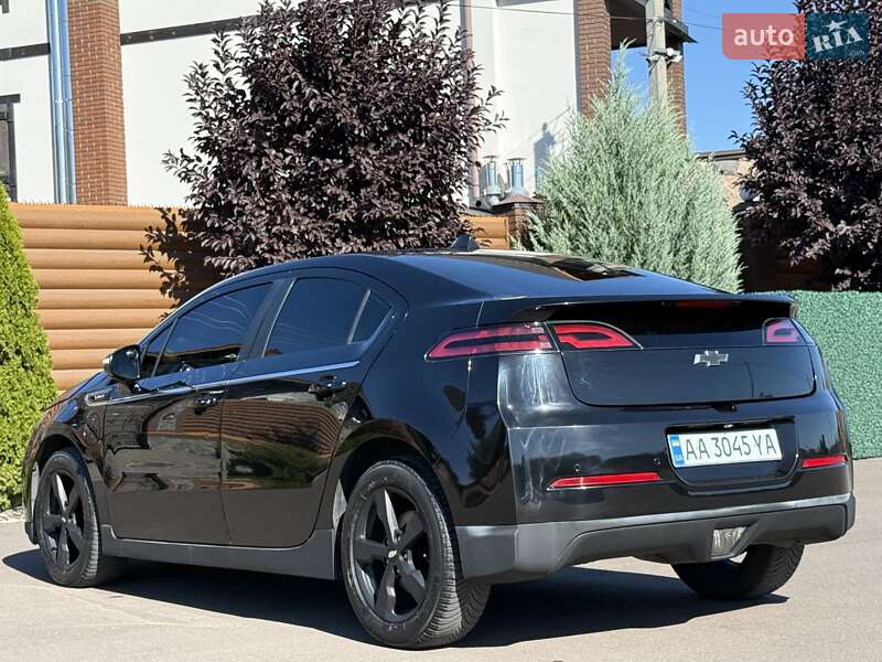 Хэтчбек Chevrolet Volt 2012 в Борисполе