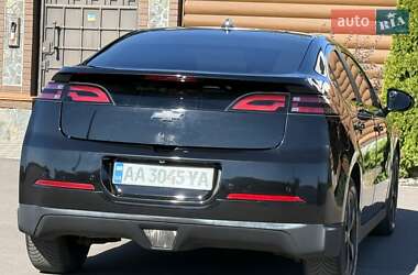 Хэтчбек Chevrolet Volt 2012 в 