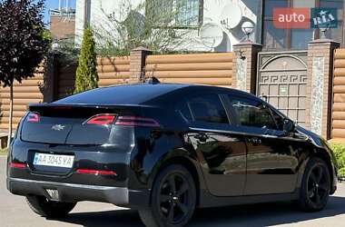 Хэтчбек Chevrolet Volt 2012 в 