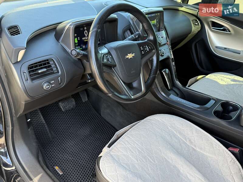 Хэтчбек Chevrolet Volt 2012 в Борисполе