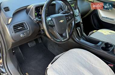Хэтчбек Chevrolet Volt 2012 в 