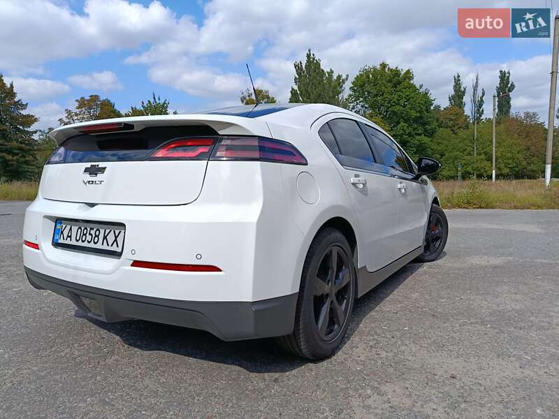 Хэтчбек Chevrolet Volt 2014 в Киеве фото 3 Хэтчбек Chevrolet Volt 2014 в Киеве