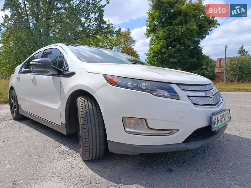 Хэтчбек Chevrolet Volt 2014 в Киеве фото 8 Хэтчбек Chevrolet Volt 2014 в Киеве