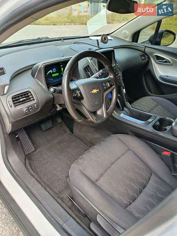 Хэтчбек Chevrolet Volt 2014 в Киеве фото 11 Хэтчбек Chevrolet Volt 2014 в Киеве