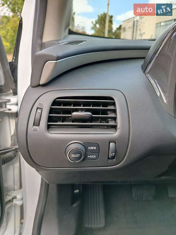 Хэтчбек Chevrolet Volt 2014 в Киеве фото 15 Хэтчбек Chevrolet Volt 2014 в Киеве