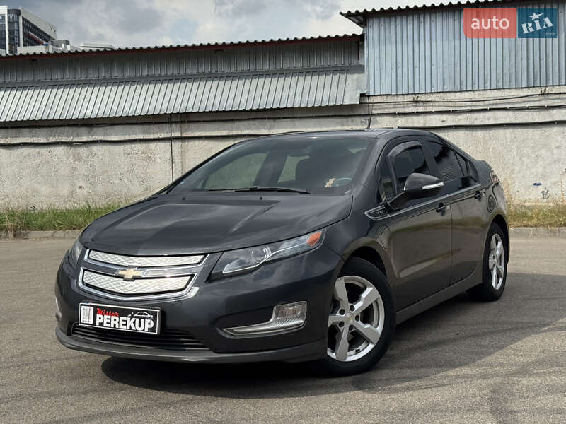Хэтчбек Chevrolet Volt 2014 в Киеве