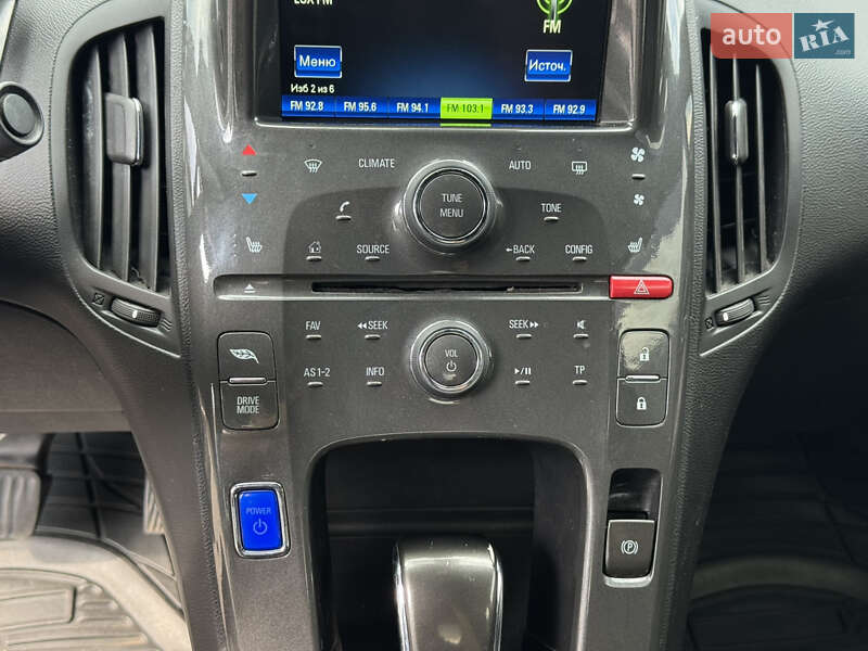 Хэтчбек Chevrolet Volt 2014 в Киеве