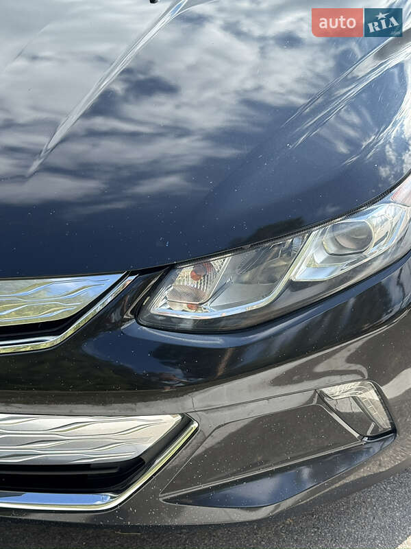 Хэтчбек Chevrolet Volt 2017 в Глевахе
