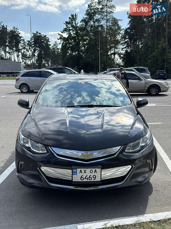 Хэтчбек Chevrolet Volt 2017 в Глевахе