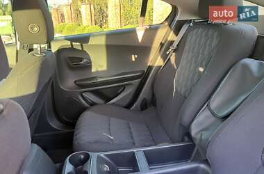 Хэтчбек Chevrolet Volt 2015 в 
