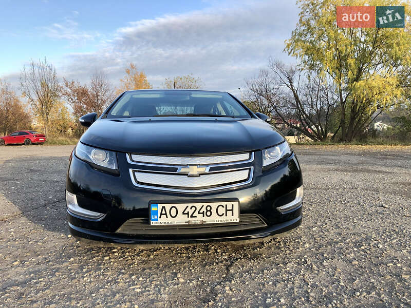 Хэтчбек Chevrolet Volt 2014 в Ужгороде