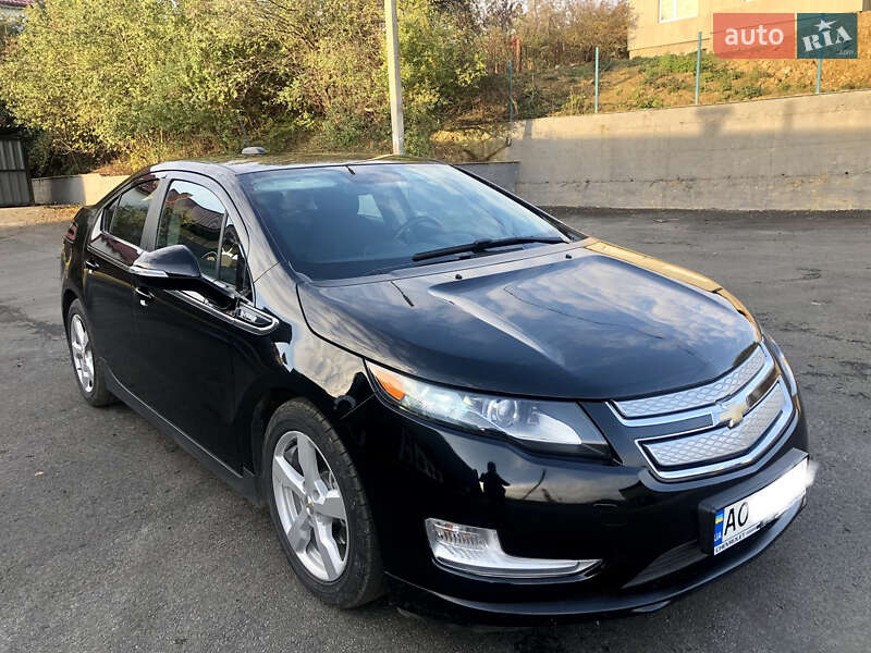 Хэтчбек Chevrolet Volt 2014 в Ужгороде