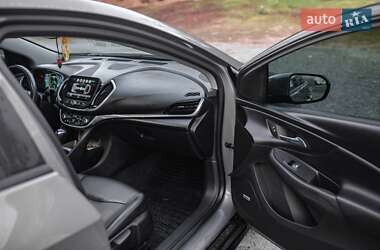 Хэтчбек Chevrolet Volt 2016 в 