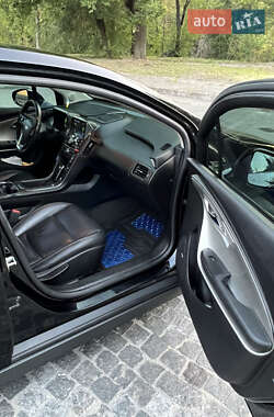Хэтчбек Chevrolet Volt 2013 в 