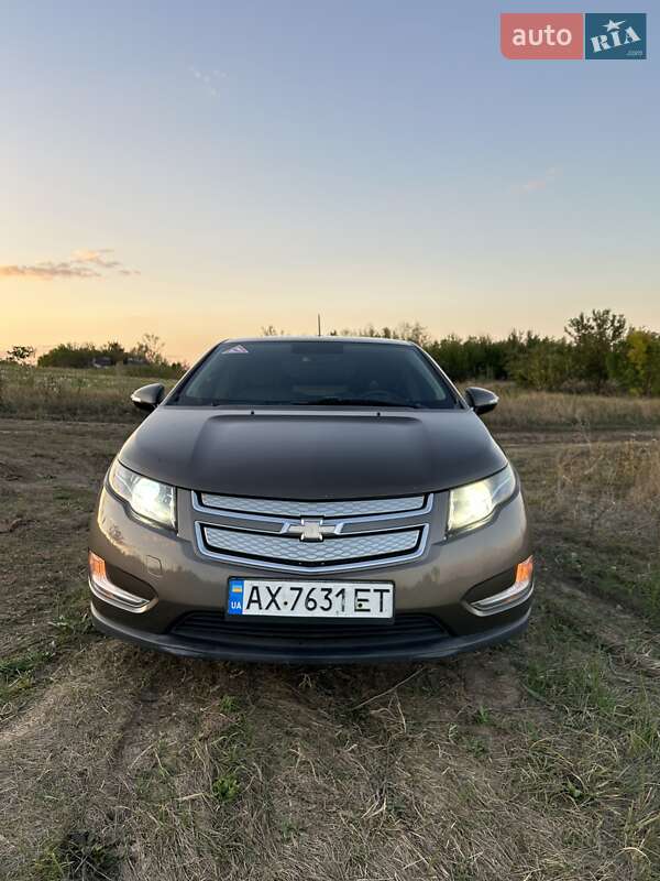 Хэтчбек Chevrolet Volt 2015 в Харькове