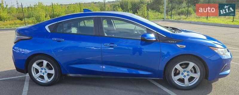 Хэтчбек Chevrolet Volt 2017 в Ровно