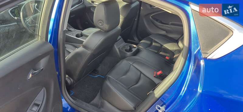 Хэтчбек Chevrolet Volt 2017 в Ровно