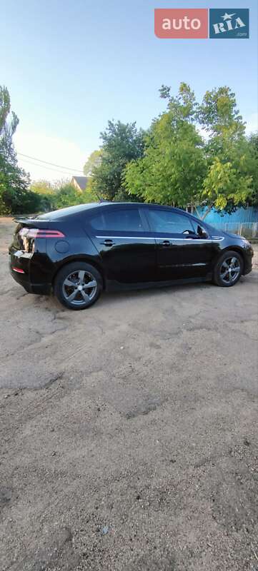 Хэтчбек Chevrolet Volt 2014 в Запорожье