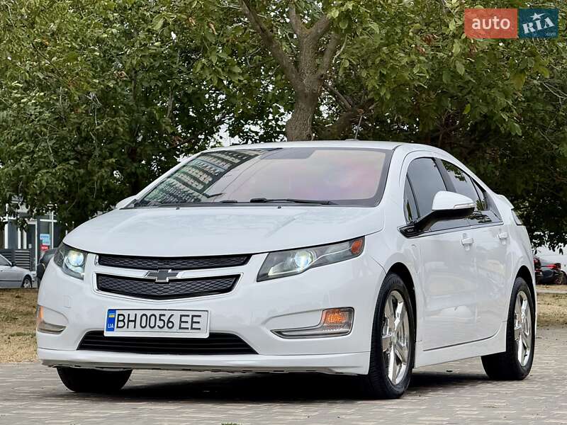 Хэтчбек Chevrolet Volt 2015 в Одессе
