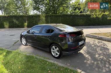 Хэтчбек Chevrolet Volt 2014 в 