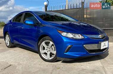 Хэтчбек Chevrolet Volt 2017 в Киеве