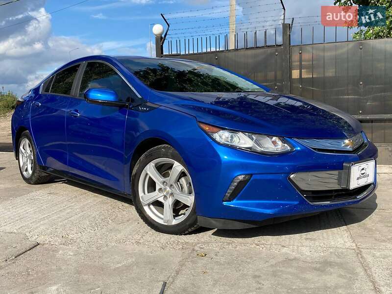 Хэтчбек Chevrolet Volt 2017 в 