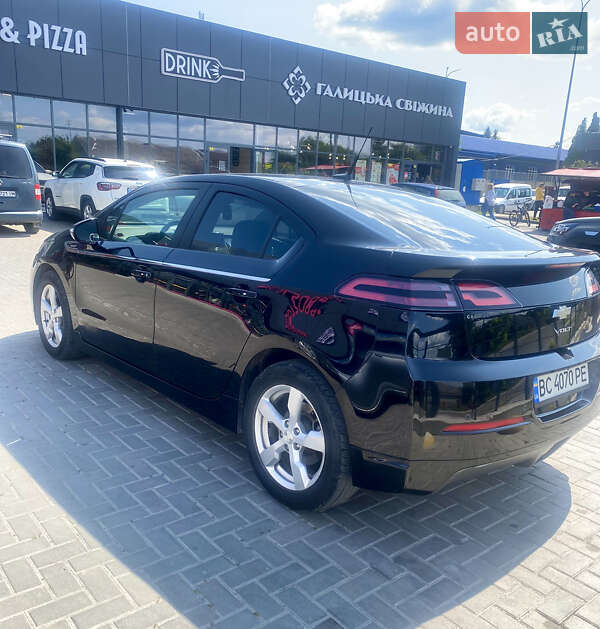 Хэтчбек Chevrolet Volt 2011 в Золочеве