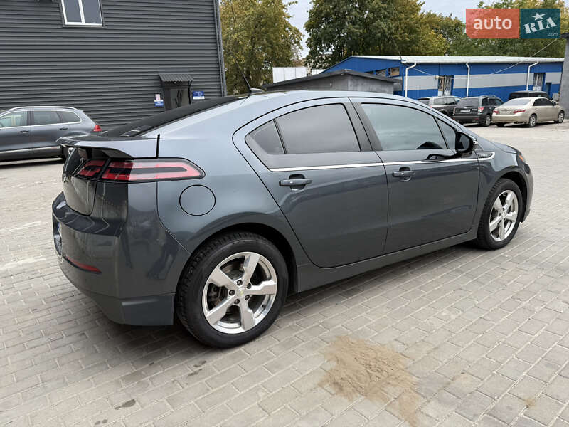 Хэтчбек Chevrolet Volt 2012 в Сумах