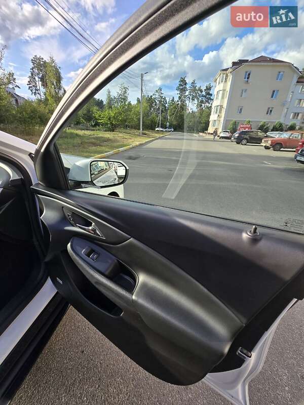 Хэтчбек Chevrolet Volt 2018 в Ирпене фото 9 Хэтчбек Chevrolet Volt 2018 в Ирпене