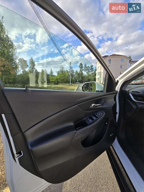 Хэтчбек Chevrolet Volt 2018 в Ирпене фото 10 Хэтчбек Chevrolet Volt 2018 в Ирпене