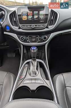 Хэтчбек Chevrolet Volt 2017 в 