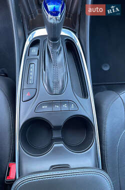 Хэтчбек Chevrolet Volt 2017 в 
