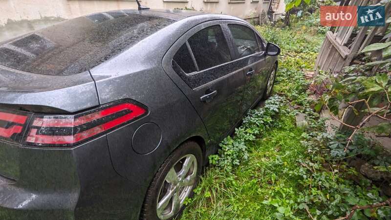 Хэтчбек Chevrolet Volt 2013 в Ивано-Франковске