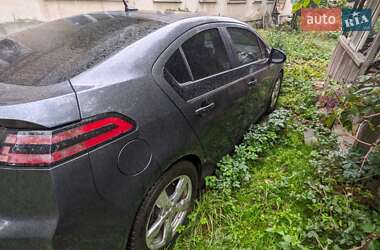 Хэтчбек Chevrolet Volt 2013 в 