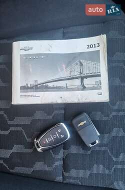 Хэтчбек Chevrolet Volt 2012 в 