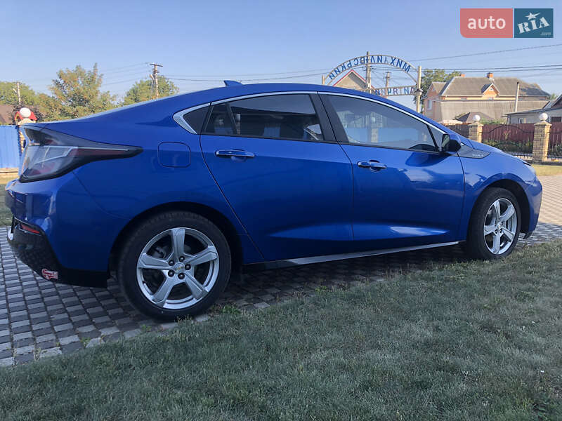 Хэтчбек Chevrolet Volt 2017 в Калиновке