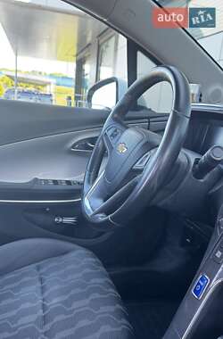 Хэтчбек Chevrolet Volt 2014 в 