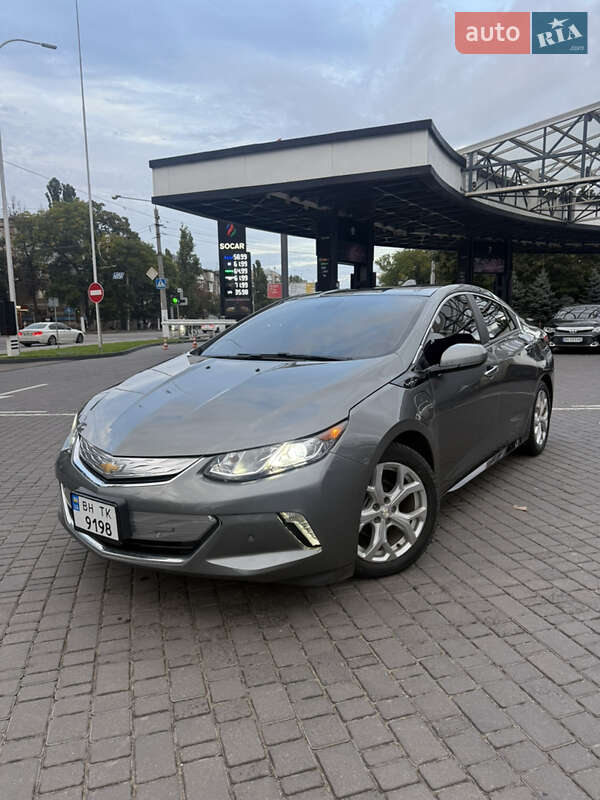 Хэтчбек Chevrolet Volt 2017 в Одессе фото 2 Хэтчбек Chevrolet Volt 2017 в Одессе