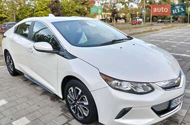 Хэтчбек Chevrolet Volt 2015 в Черкассах