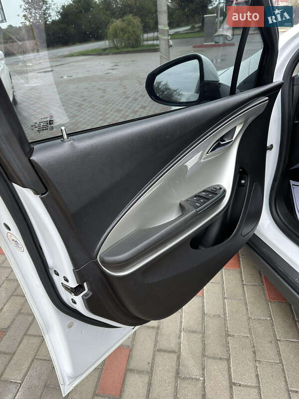 Хетчбек Chevrolet Volt 2013 в Городенці фото 18 Хетчбек Chevrolet Volt 2013 в Городенці
