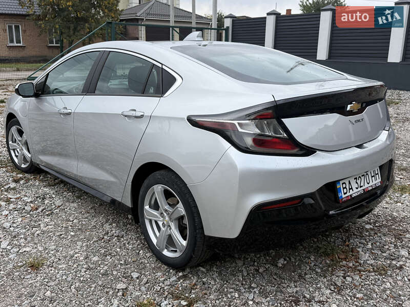 Хэтчбек Chevrolet Volt 2017 в Кропивницком фото 4 Хэтчбек Chevrolet Volt 2017 в Кропивницком