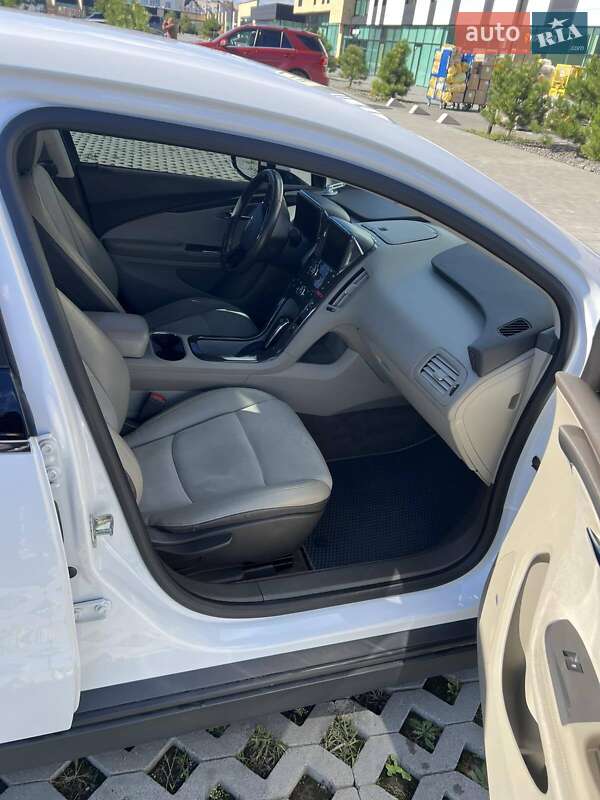 Хэтчбек Chevrolet Volt 2013 в Хмельницком фото 11 Хэтчбек Chevrolet Volt 2013 в Хмельницком