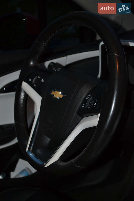 Хетчбек Chevrolet Volt 2012 в Львові