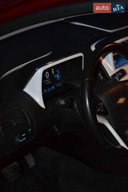 Хетчбек Chevrolet Volt 2012 в Львові