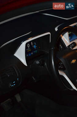 Хетчбек Chevrolet Volt 2012 в  фото 22 Хетчбек Chevrolet Volt 2012 в